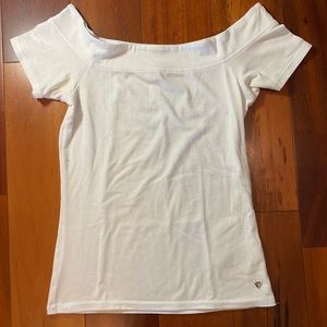 White off-shoulders top